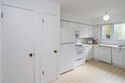 10 17 Jolliett Crescent, Winnipeg, MB R3K0M9 Photo 14