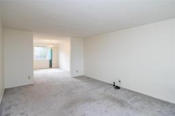 Bedroom - 10 17 Jolliett Crescent, Winnipeg, MB R3K0M9 Photo 6