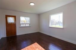 101 Second Street Ne, Teulon, MB R0C3B0 Photo 18