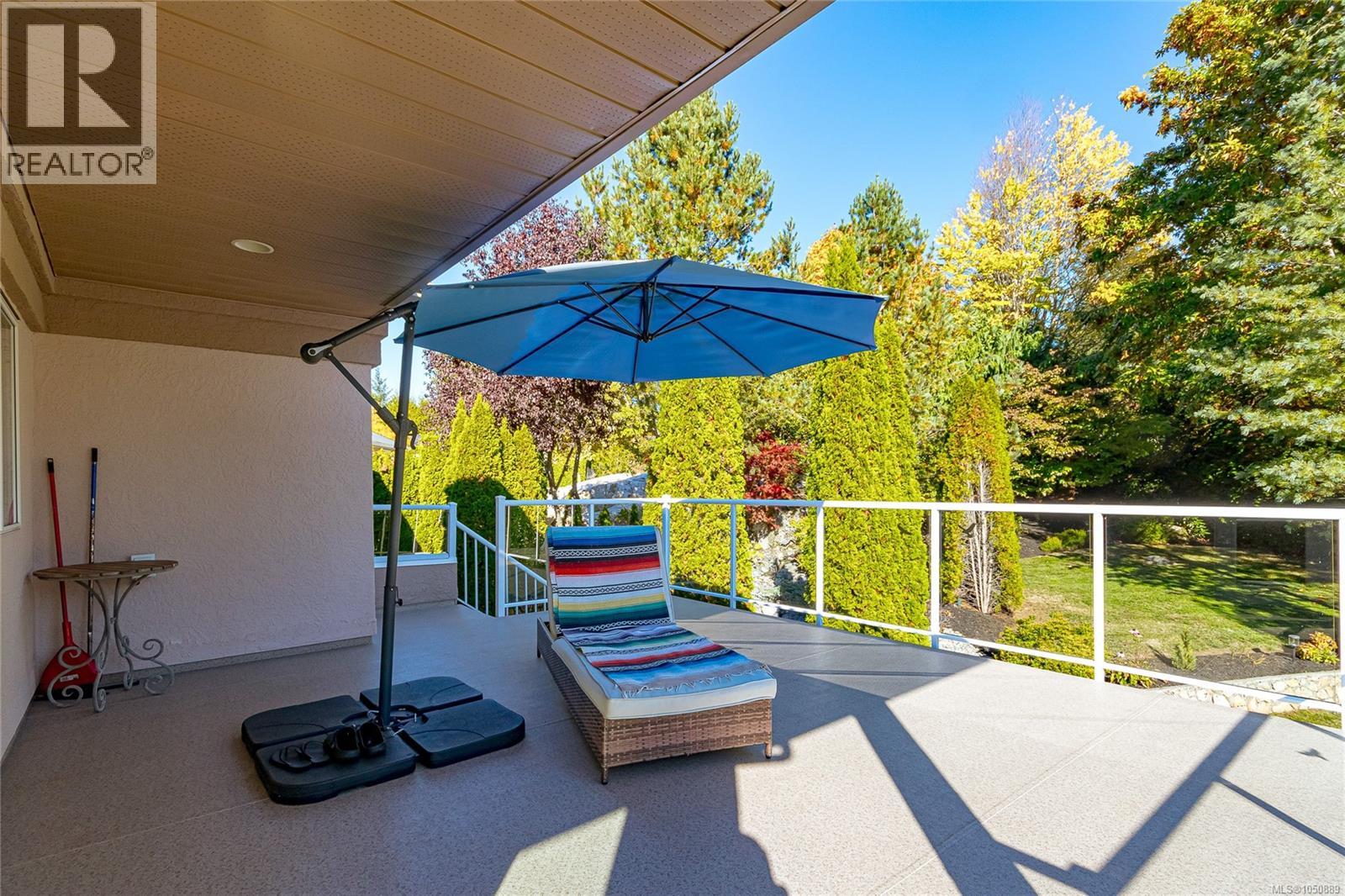 8593 Kingcome Cres - 29