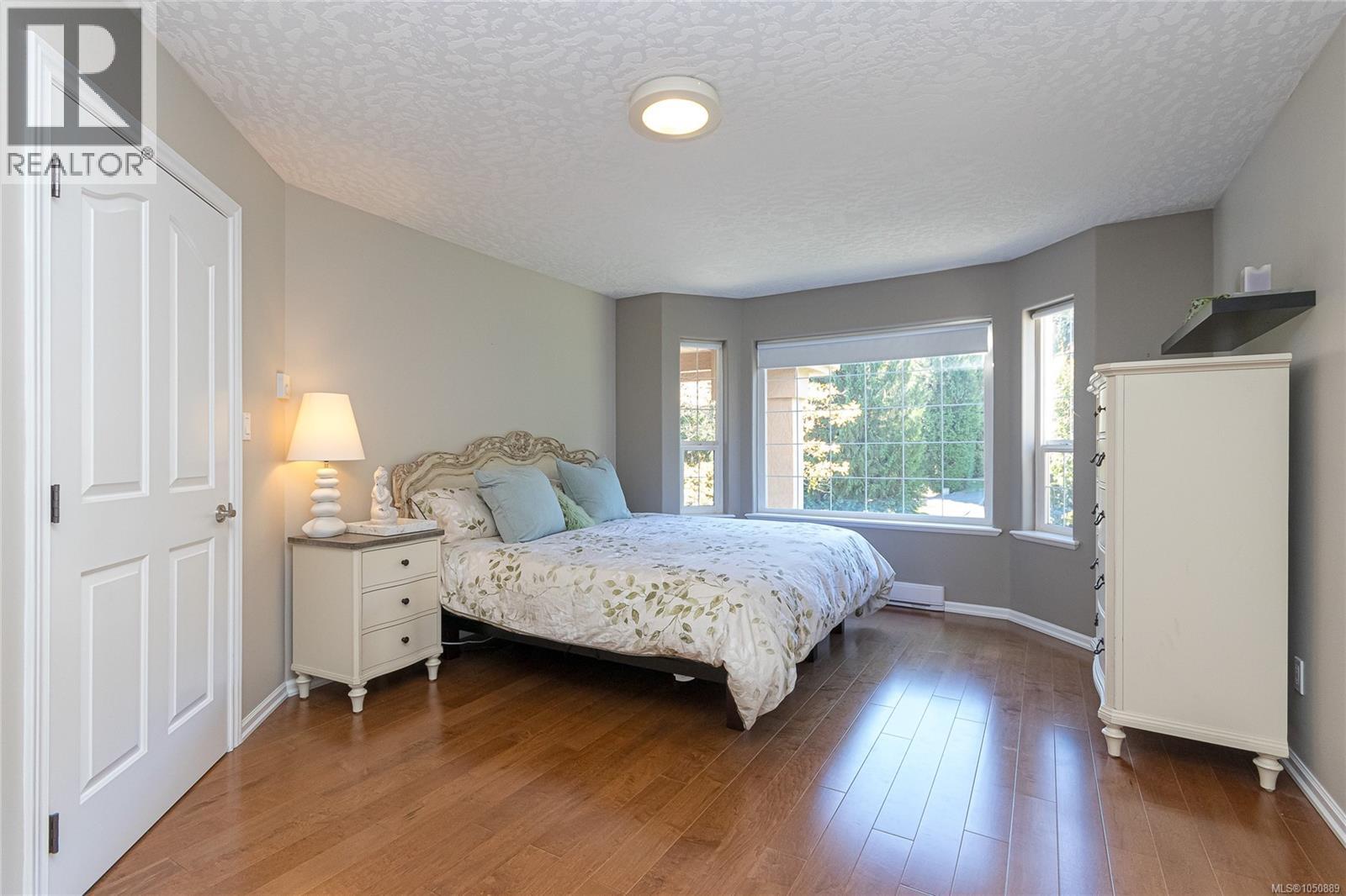  8593 Kingcome Crescent, North Saanich
