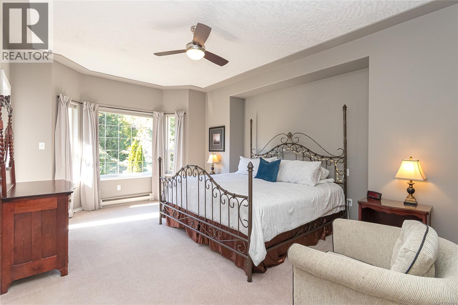  8593 Kingcome Crescent, North Saanich
