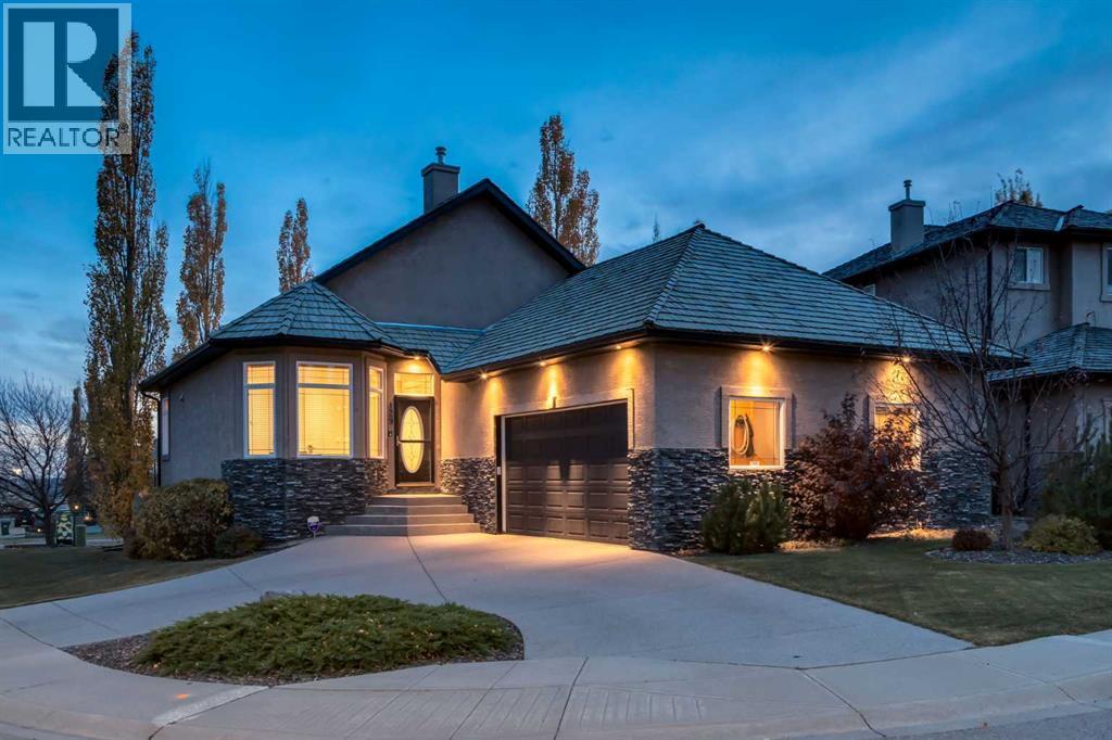 129 ROYAL Bay NW, Calgary, Alberta, T3G5J6