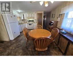 Foyer - 11 Chalmers Cres, Elliot Lake, ON P5A1A1 Photo 8