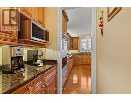 Mud room - 9 Migonette Street, Richmond Hill, ON L4E4R7 Photo 10