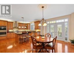 Family room - 9 Migonette Street, Richmond Hill, ON L4E4R7 Photo 8