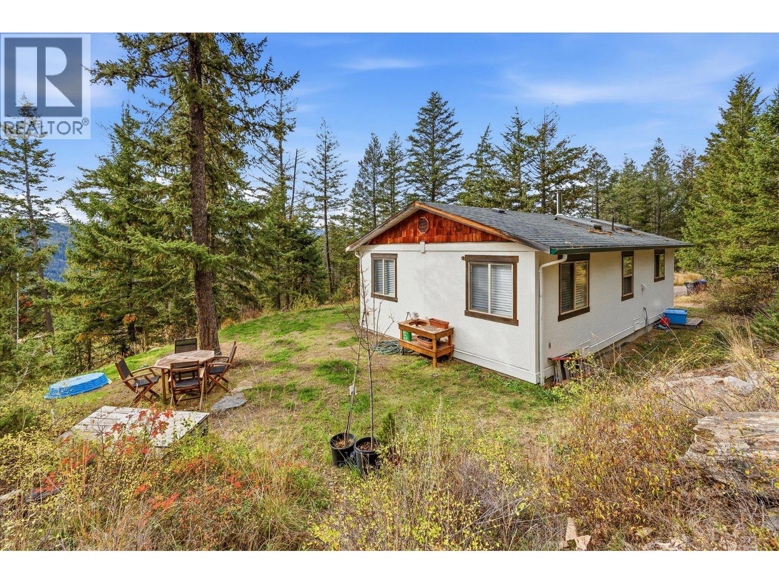 1957 Huckleberry Road - 72