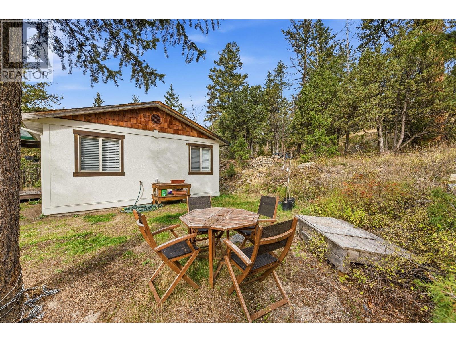 1957 Huckleberry Road - 76