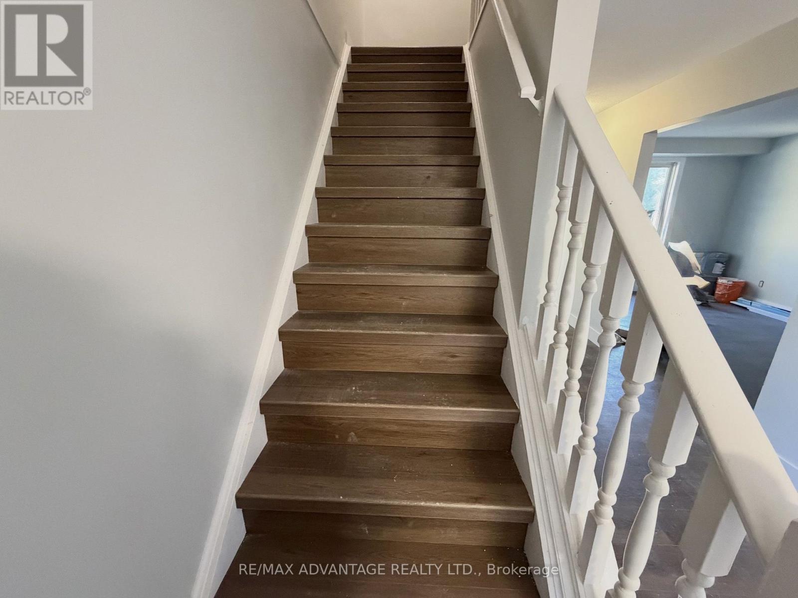 #3 1855 ALDERSBROOK ROAD - 13