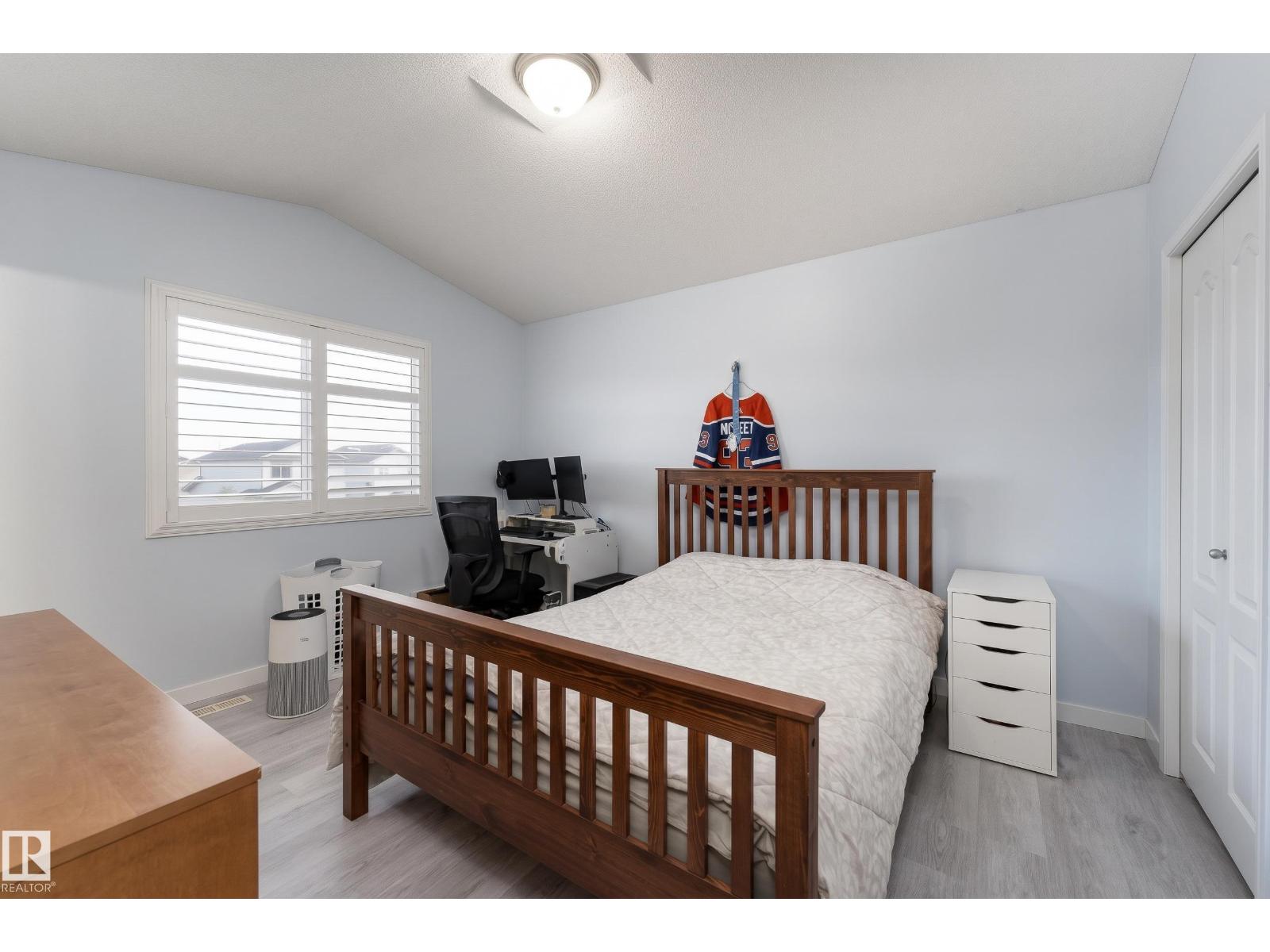 112 Brintnell Boulevard NW, photo 15
