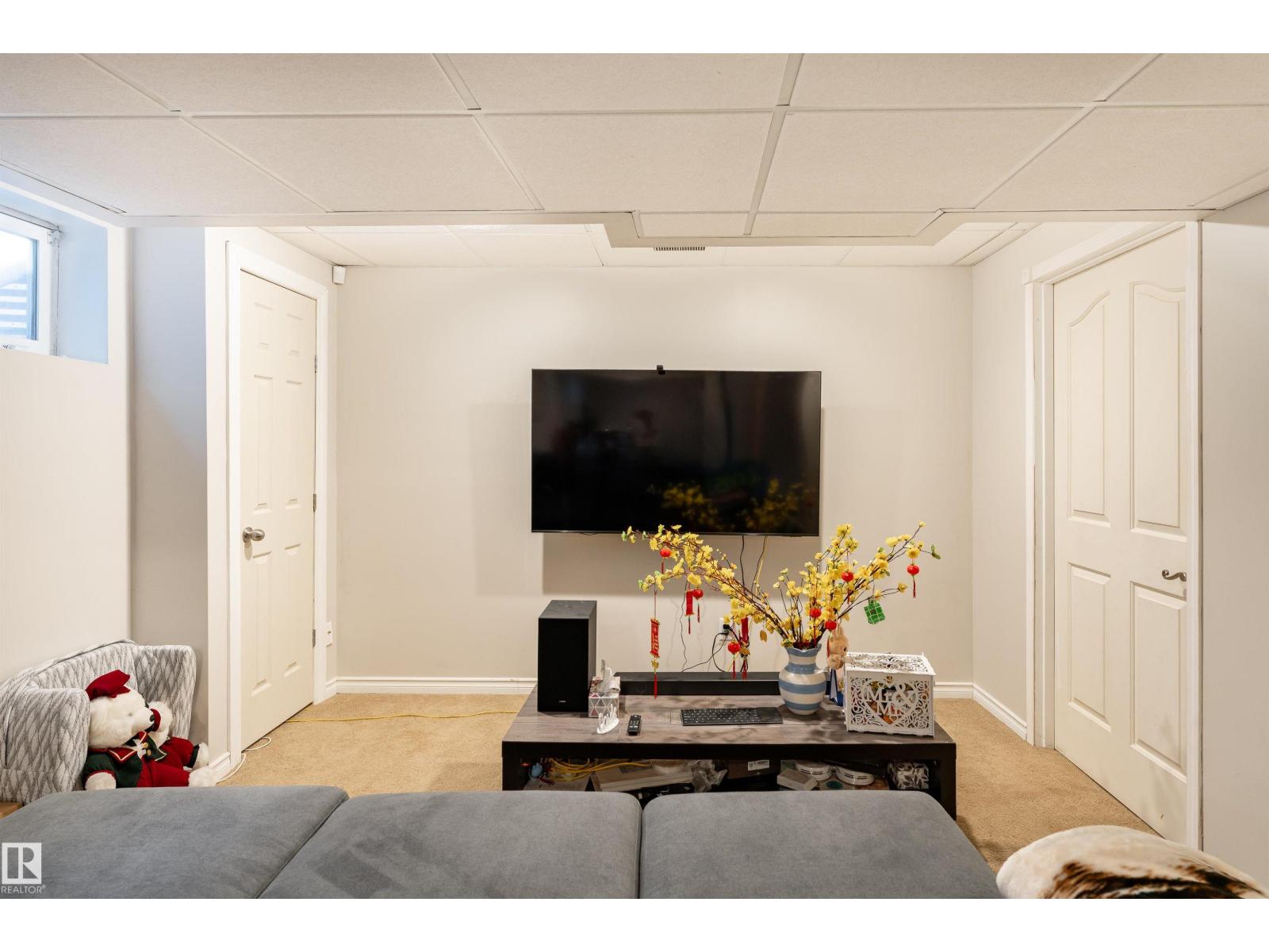 112 Brintnell Boulevard NW, photo 25