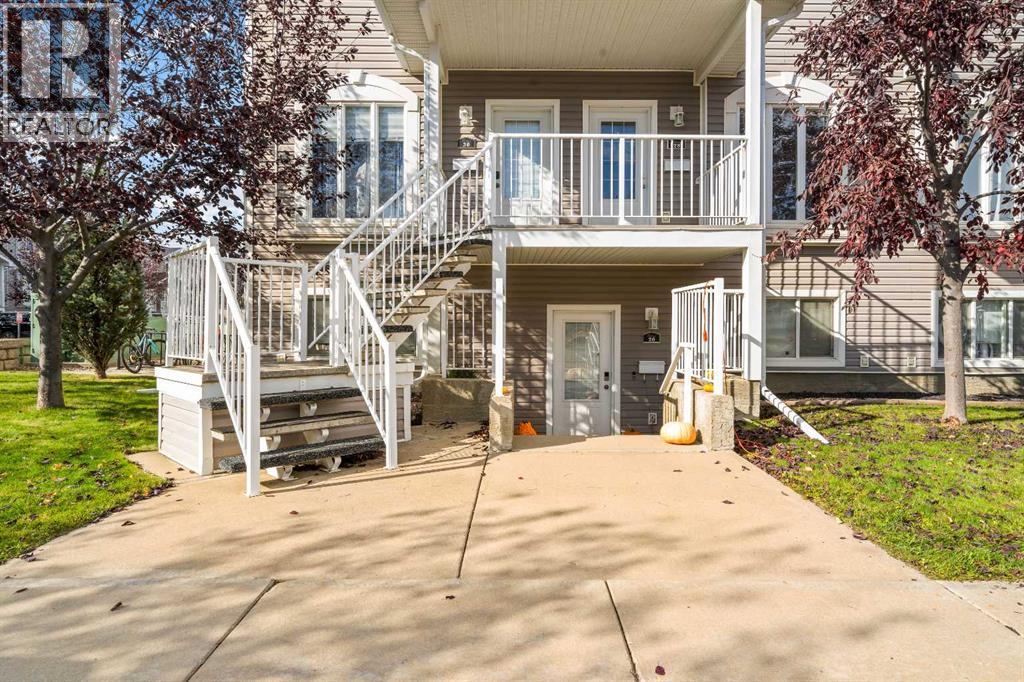 28 Somerset Lane SE, Medicine Hat, Alberta, T1B0E5
