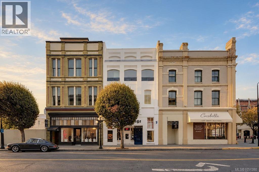 302 1407 Government Street, Victoria