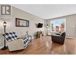 Foyer - 1764 Plainridge Crescent, Ottawa, ON K4A0L9 Photo 6