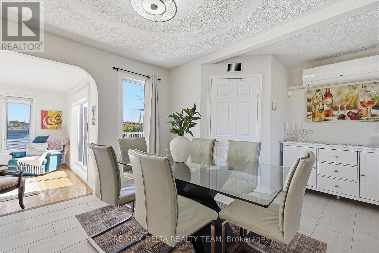 Condos for Sale in Ottawa – 4583 BOUNDARY ROAD, Ottawa – By Peter Sagos - Image 9
