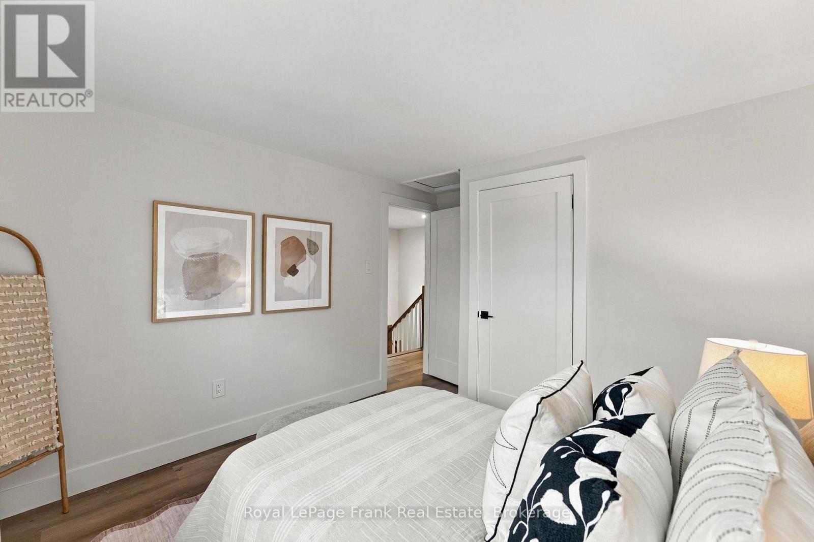 10 DELANEY DRIVE - 23