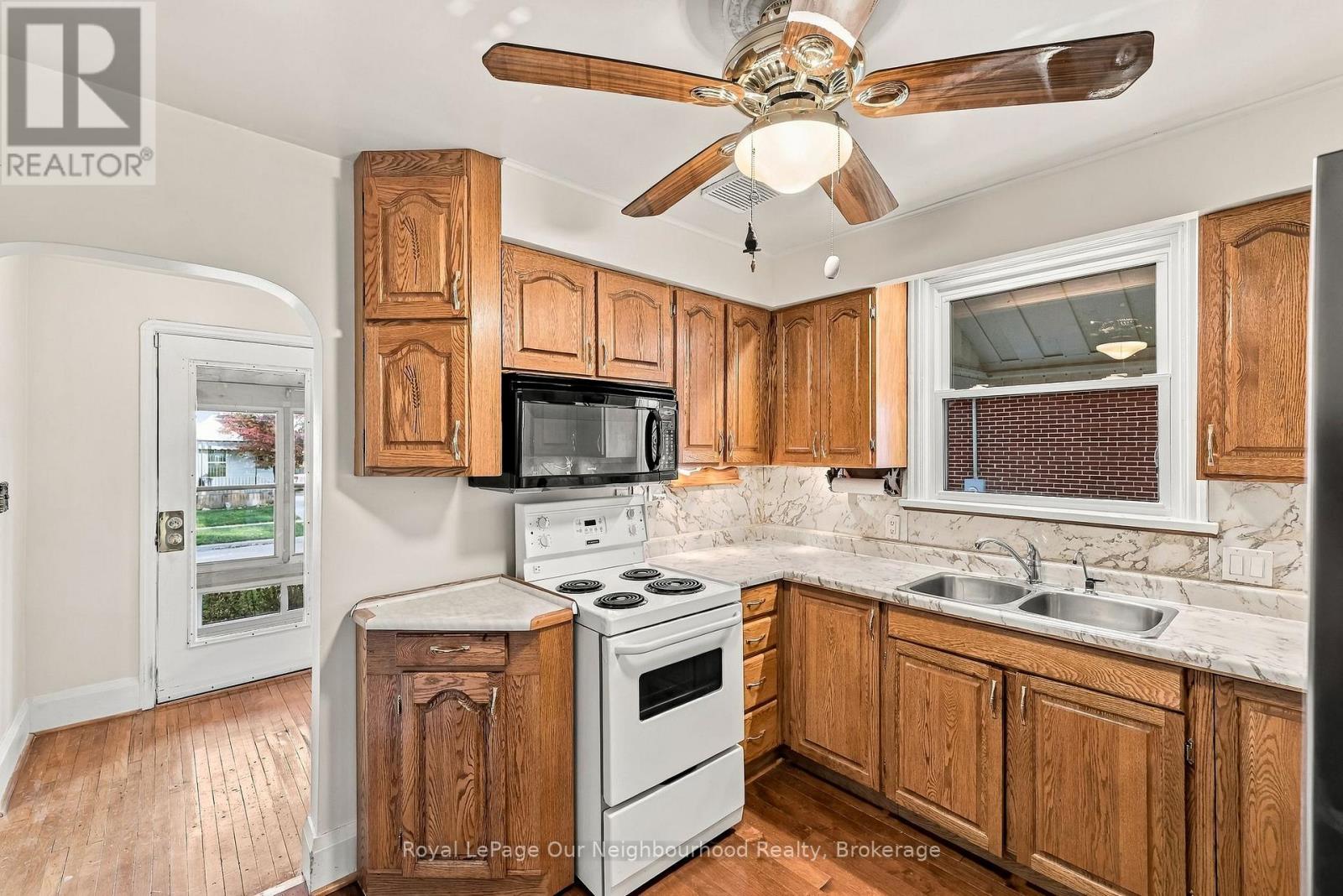 868 Grierson Street, Oshawa, ON photo 12