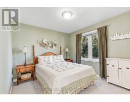 2 Wickens Lane, Blue Mountains, ON N0H2P0 Photo 13