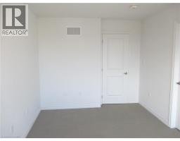 461 Blackburn Drive Unit# 60, Brantford, ON N3T0W9 Photo 11