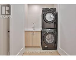 106 Eastbourne Avenue, Toronto, ON M5P2G3 Photo 33