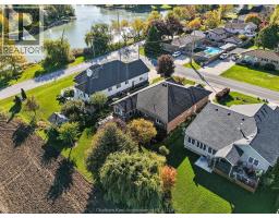 4 Mckee Road, Wallaceburg, ON N8A5G3 Photo 36