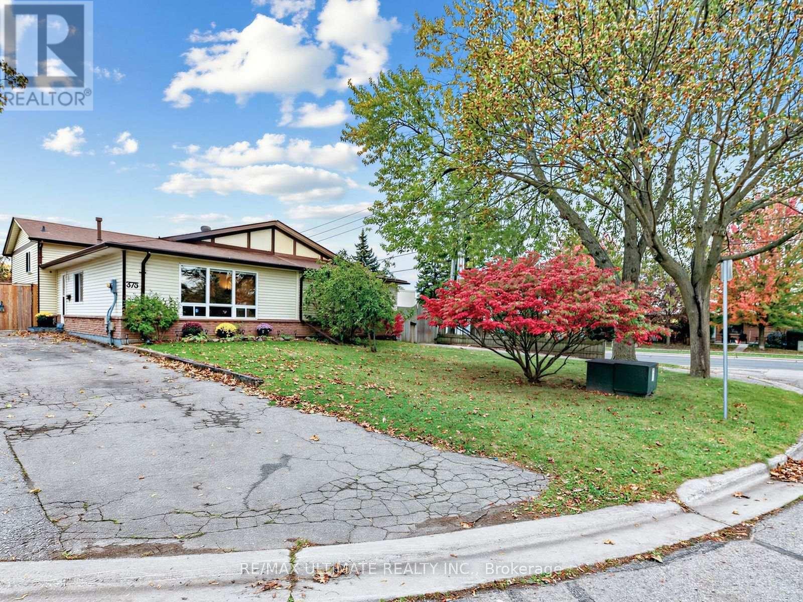 375 Calvert Court, Oshawa, ON photo 2