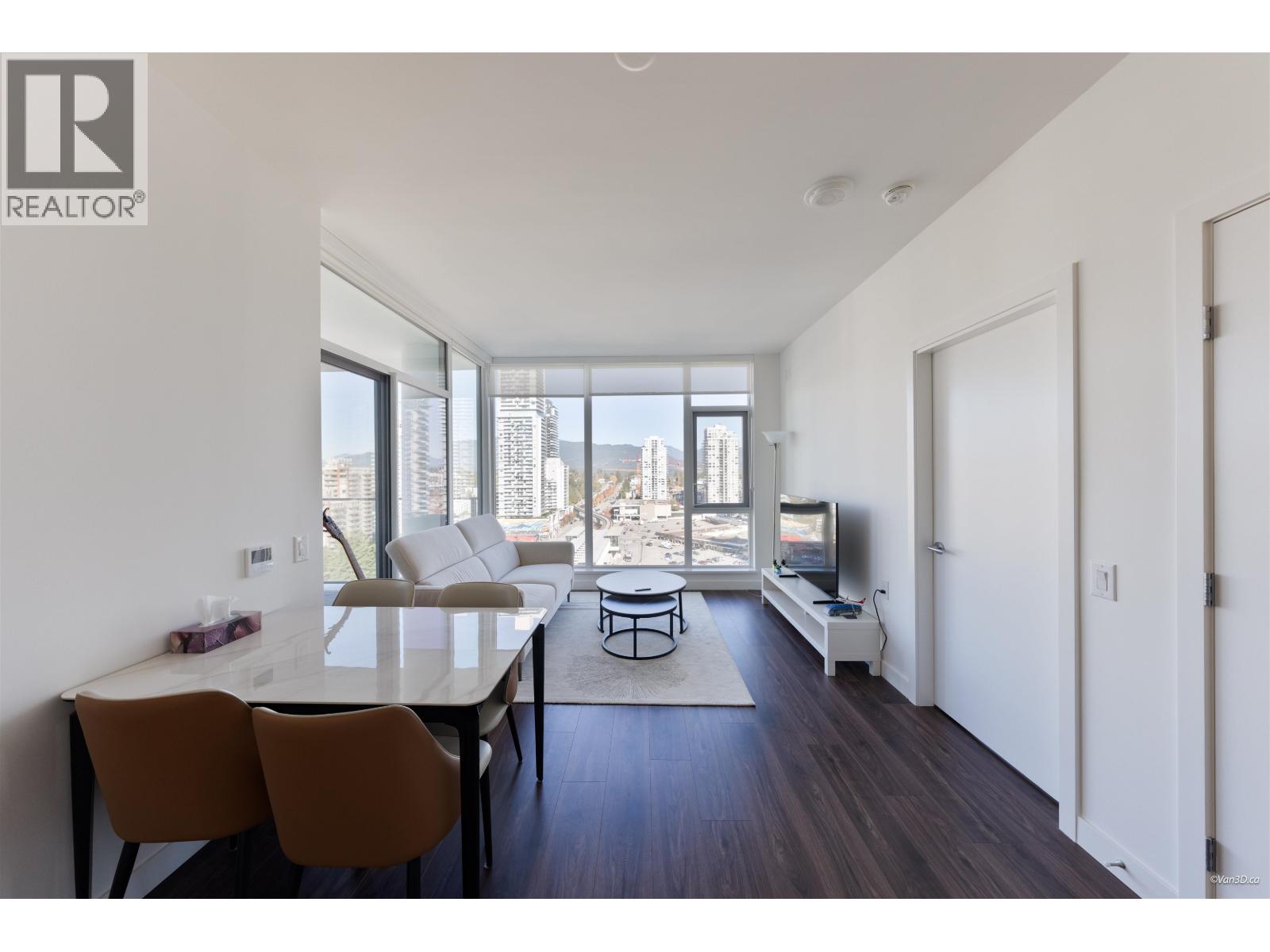 Photo of 1702 518 CLARKE ROAD 12