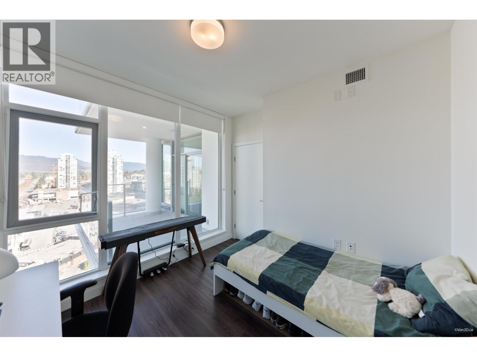 Photo of 1702 518 CLARKE ROAD 19