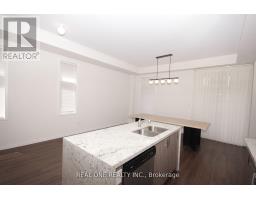 53 Wuhan Lane, Markham, ON L6E0V4 Photo 11