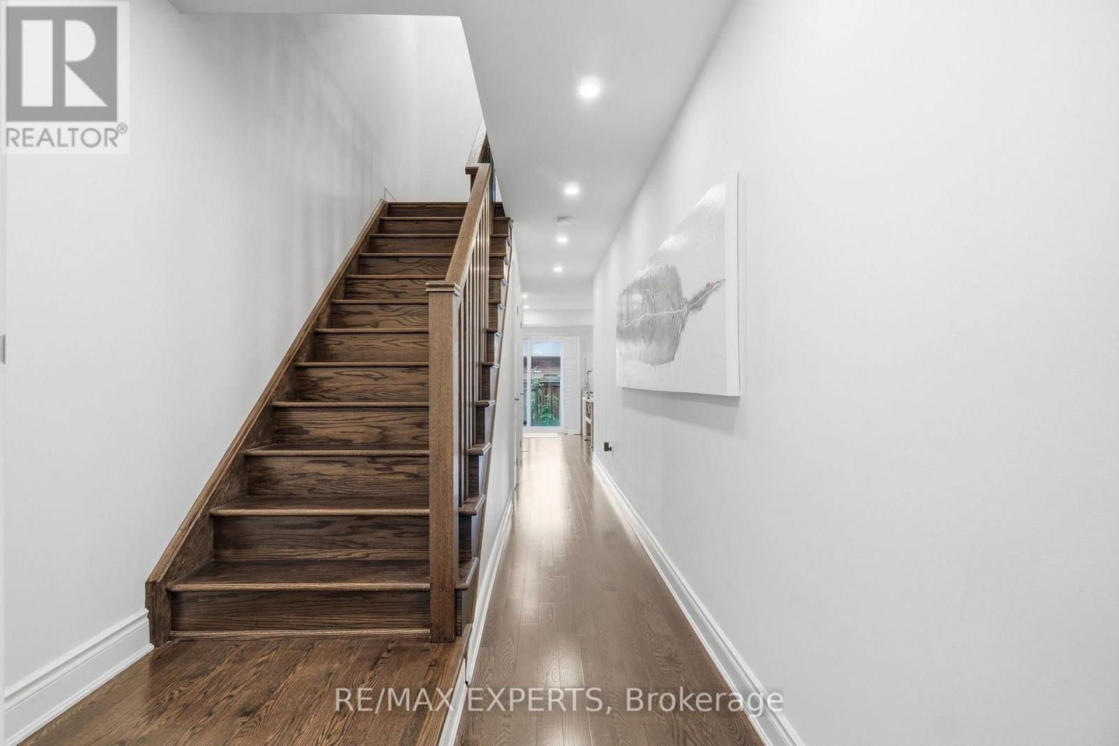 67 City Park Circle, Vaughan, ON photo 5