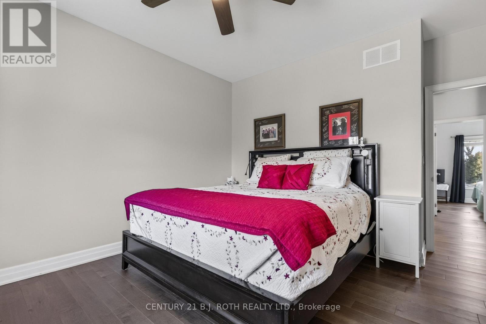 3814 Wood Avenue, Severn, ON photo 12
