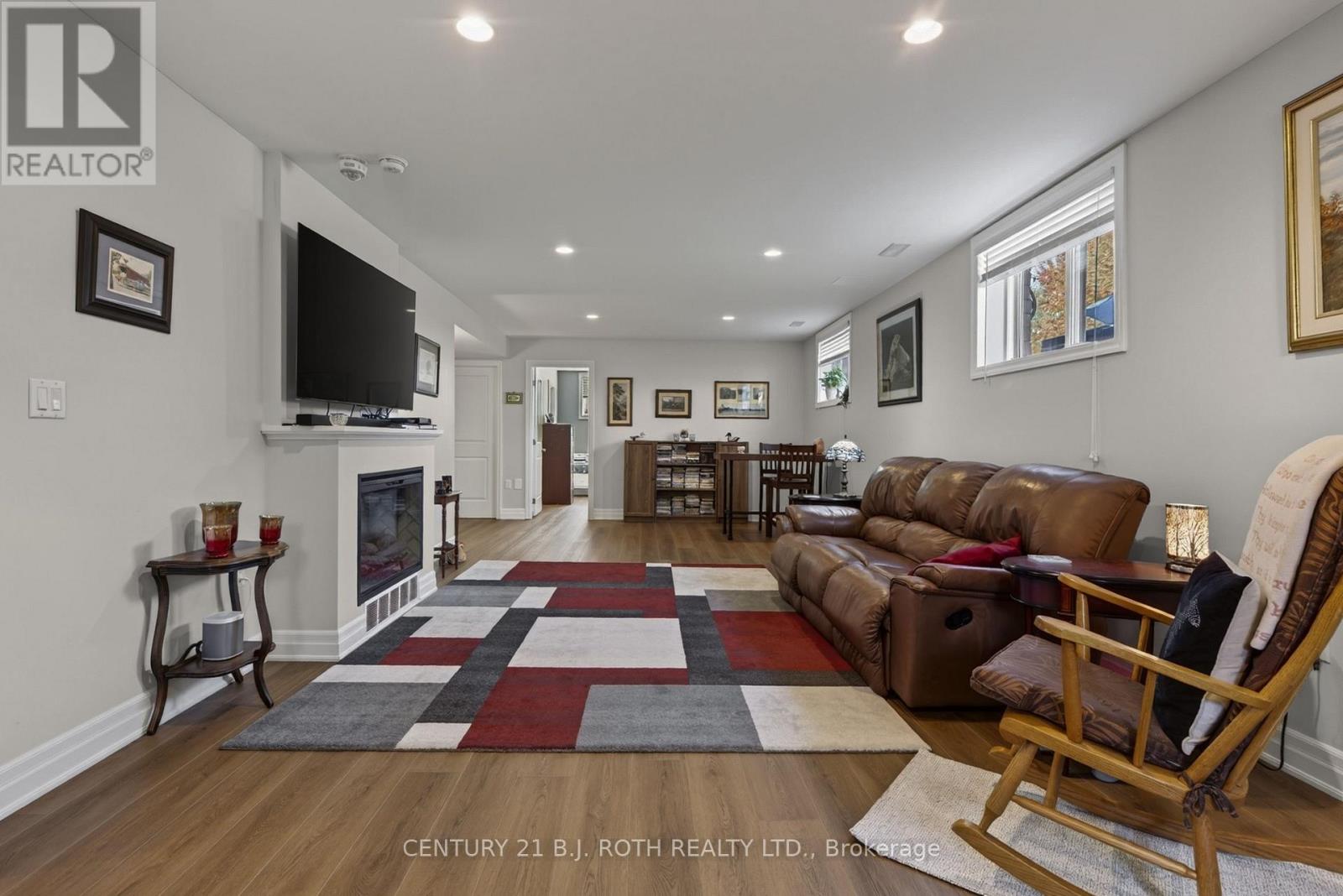 3814 Wood Avenue, Severn, ON photo 21