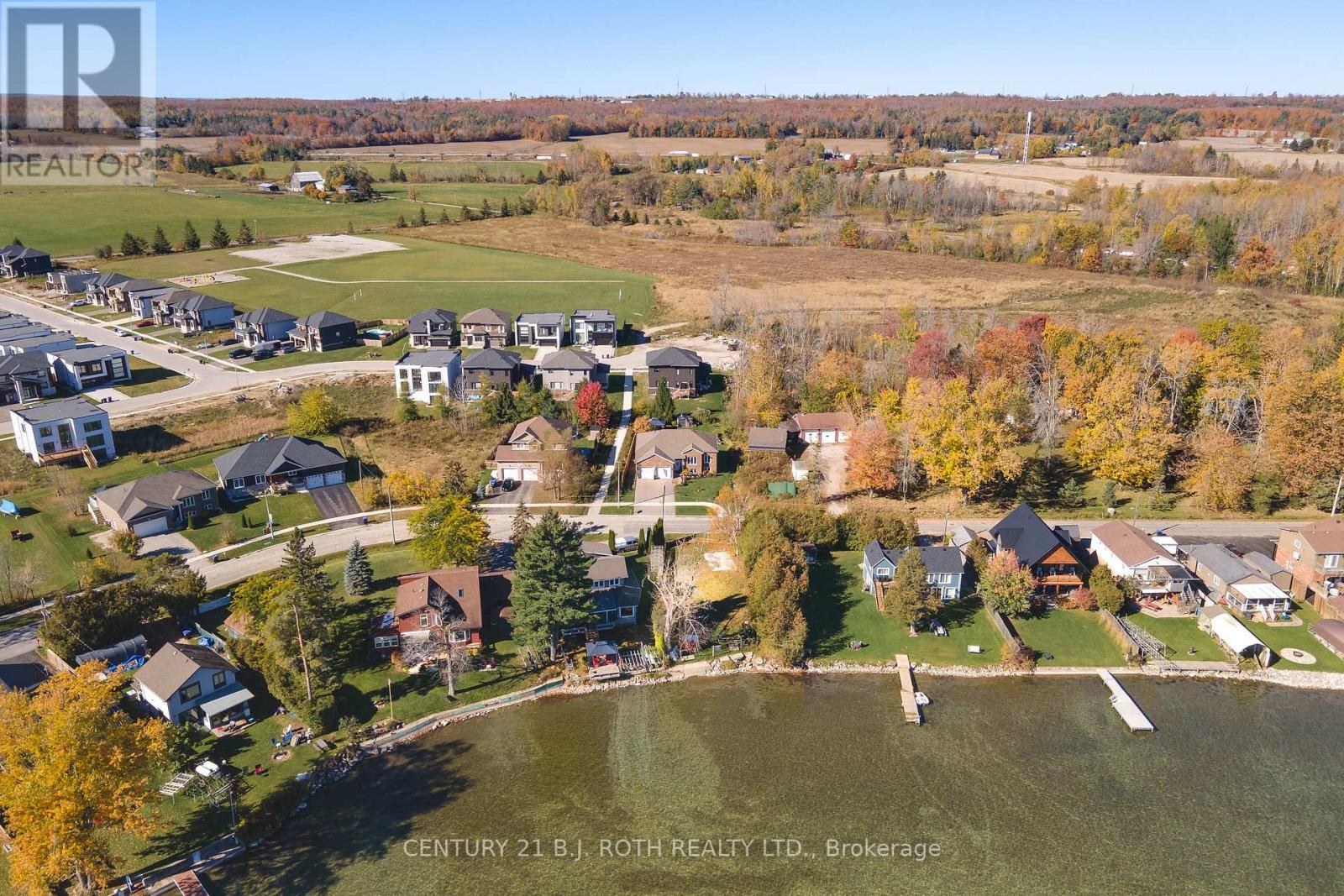 3814 Wood Avenue, Severn, ON photo 3