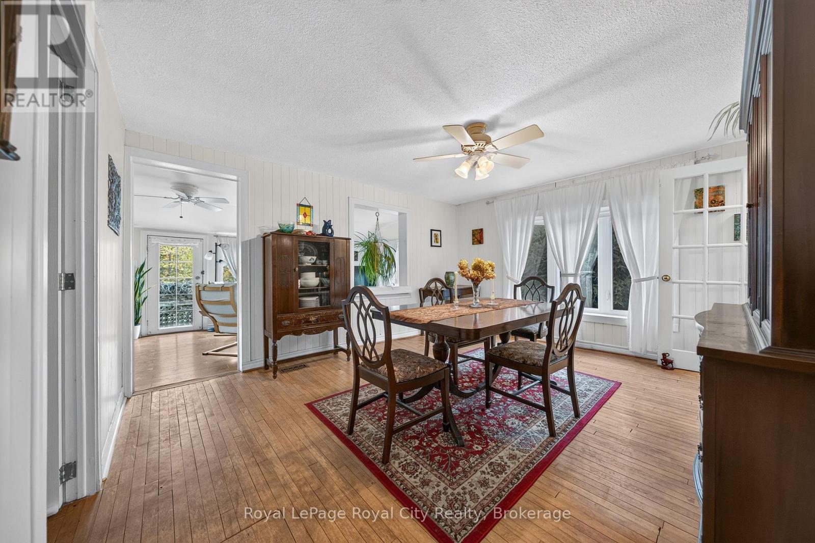 601 ST ANDREW STREET E - 15