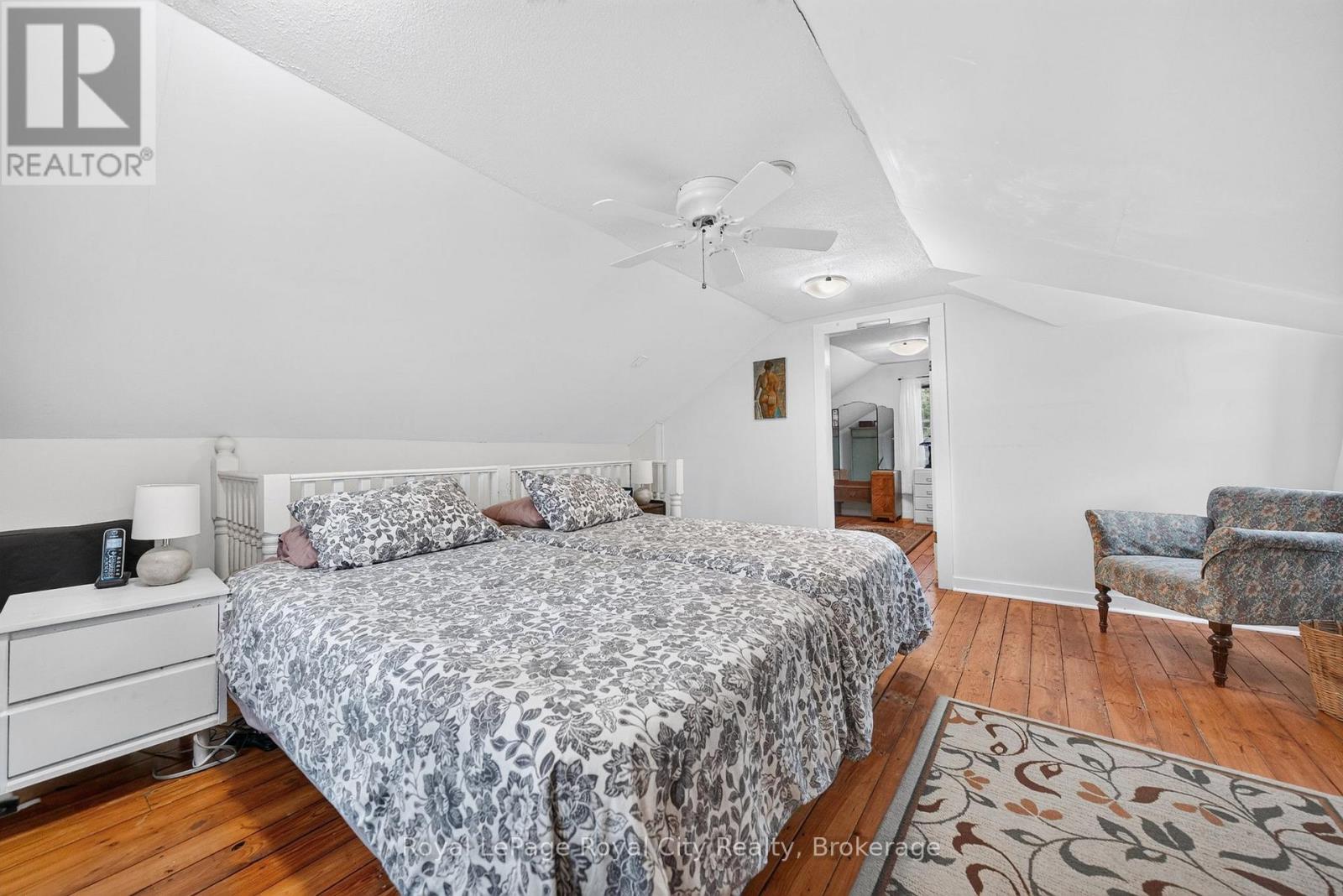 601 ST ANDREW STREET E - 29