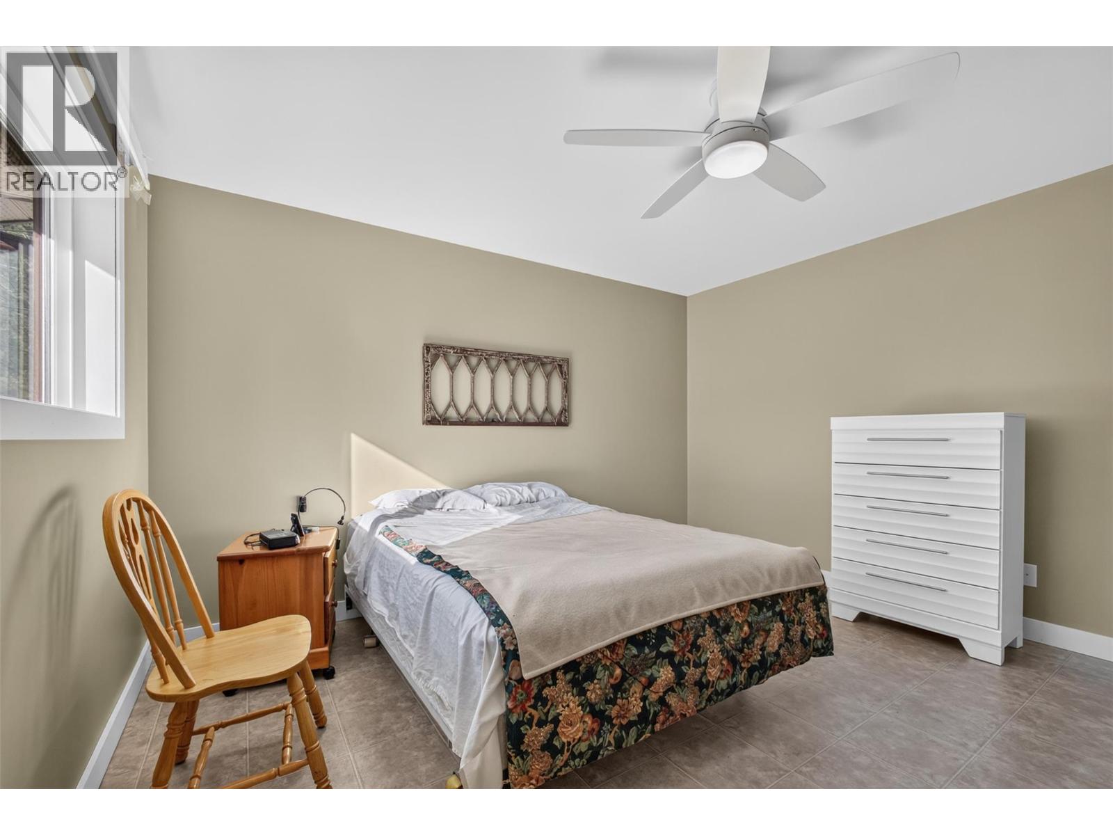10836 DUNHAM Crescent, Summerland
