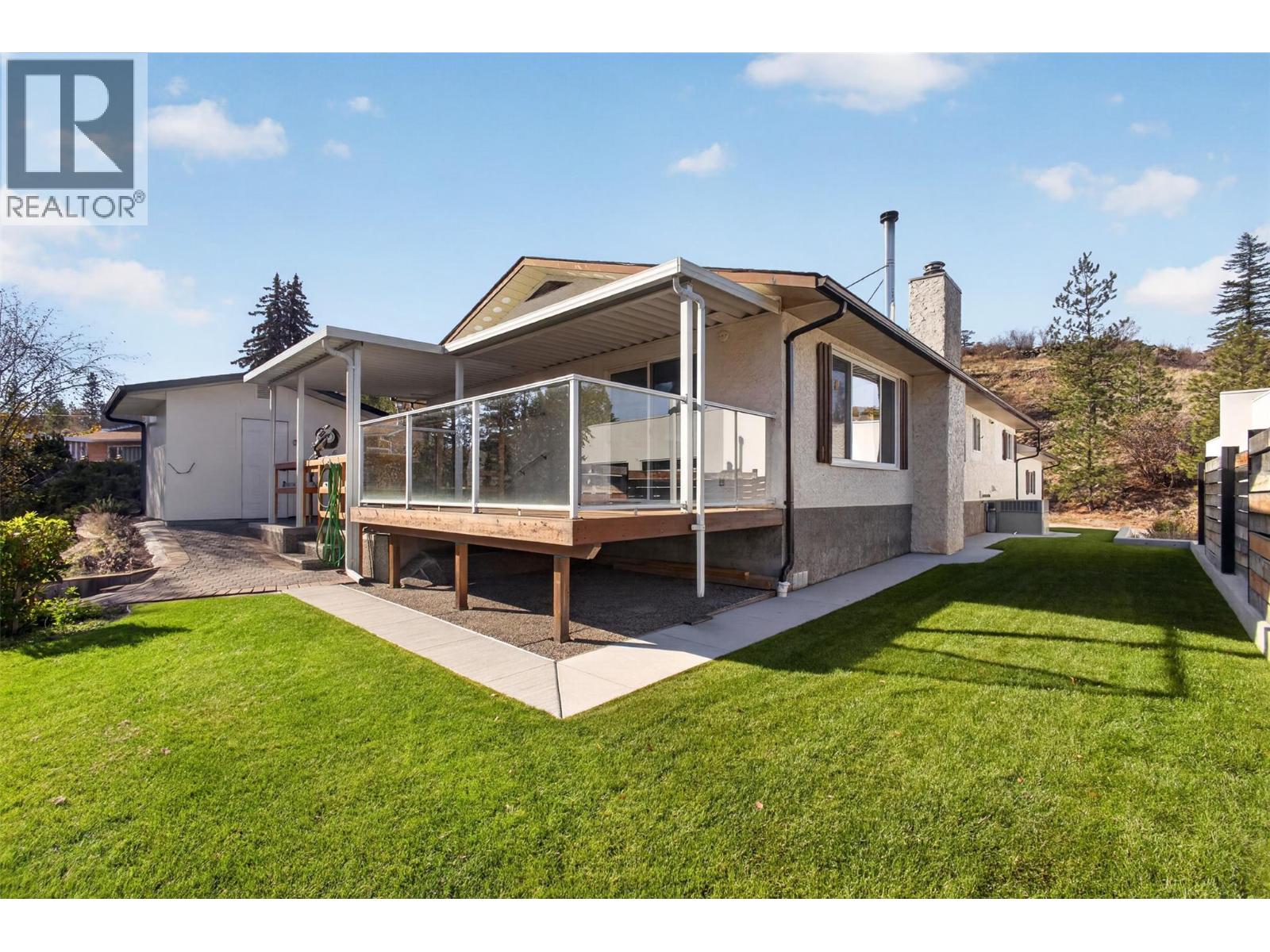 10836 DUNHAM Crescent, Summerland