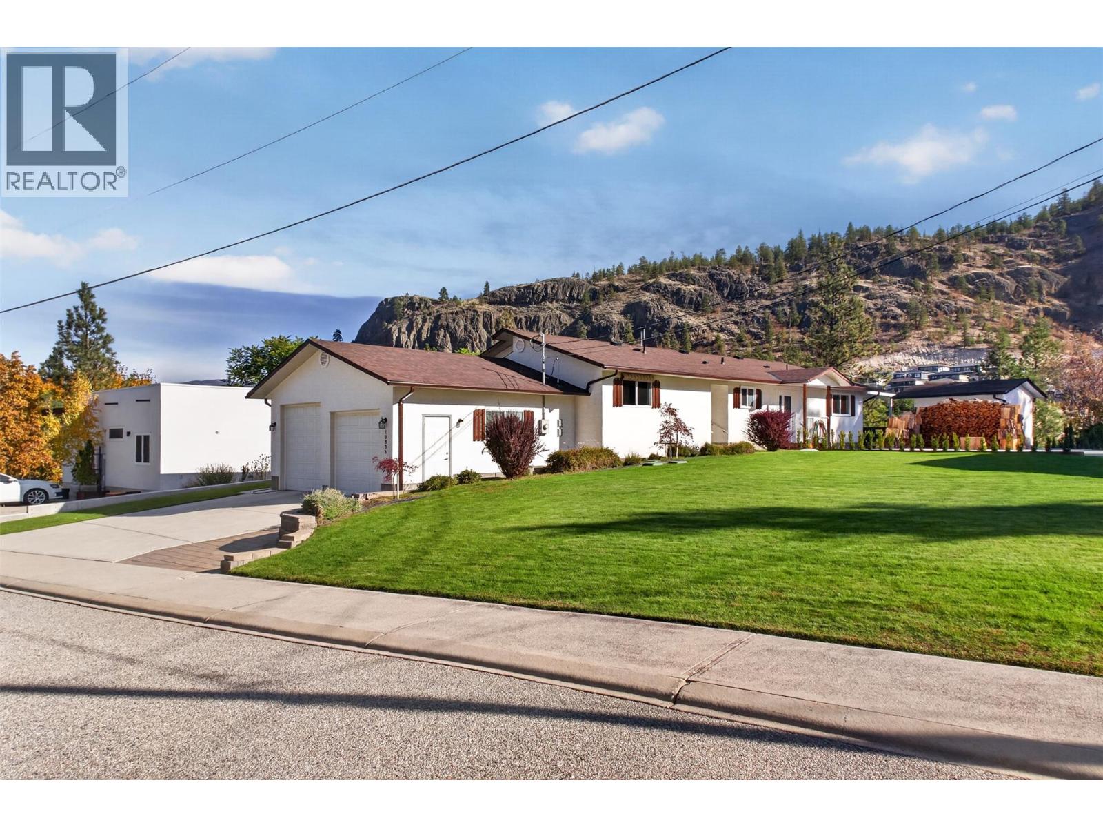 10836 DUNHAM Crescent, Summerland