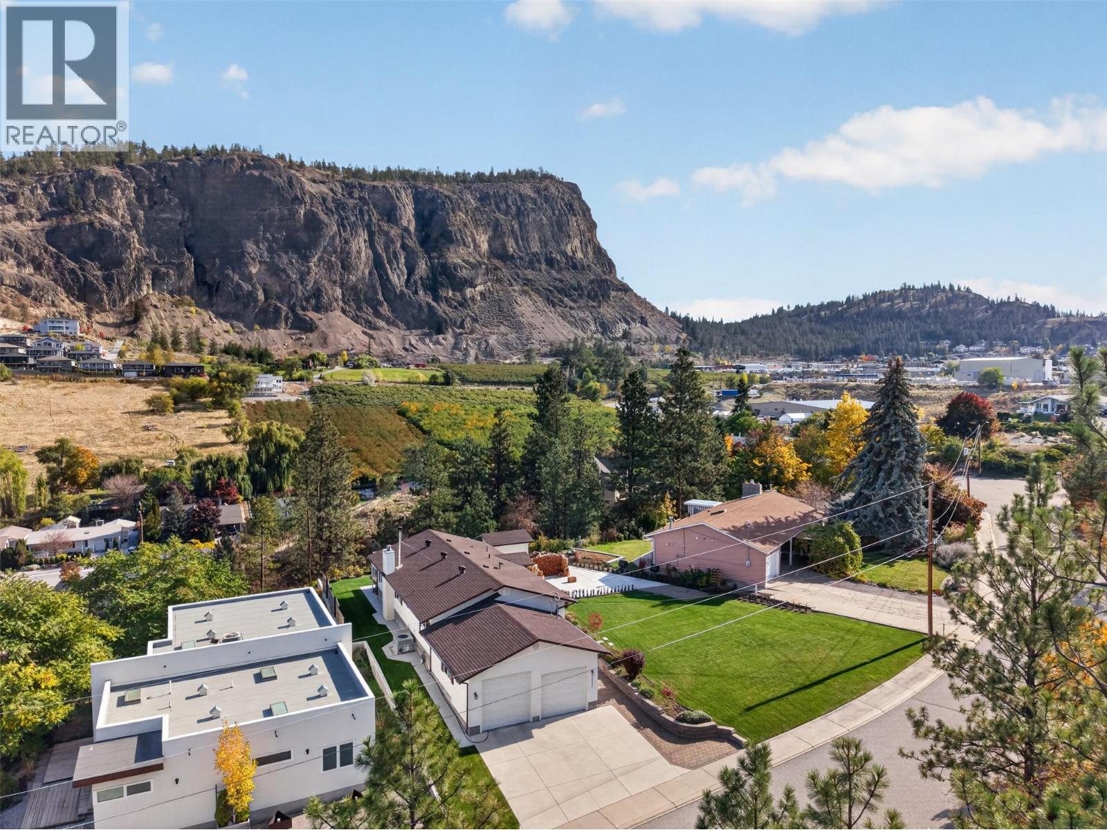 10836 DUNHAM Crescent - 34