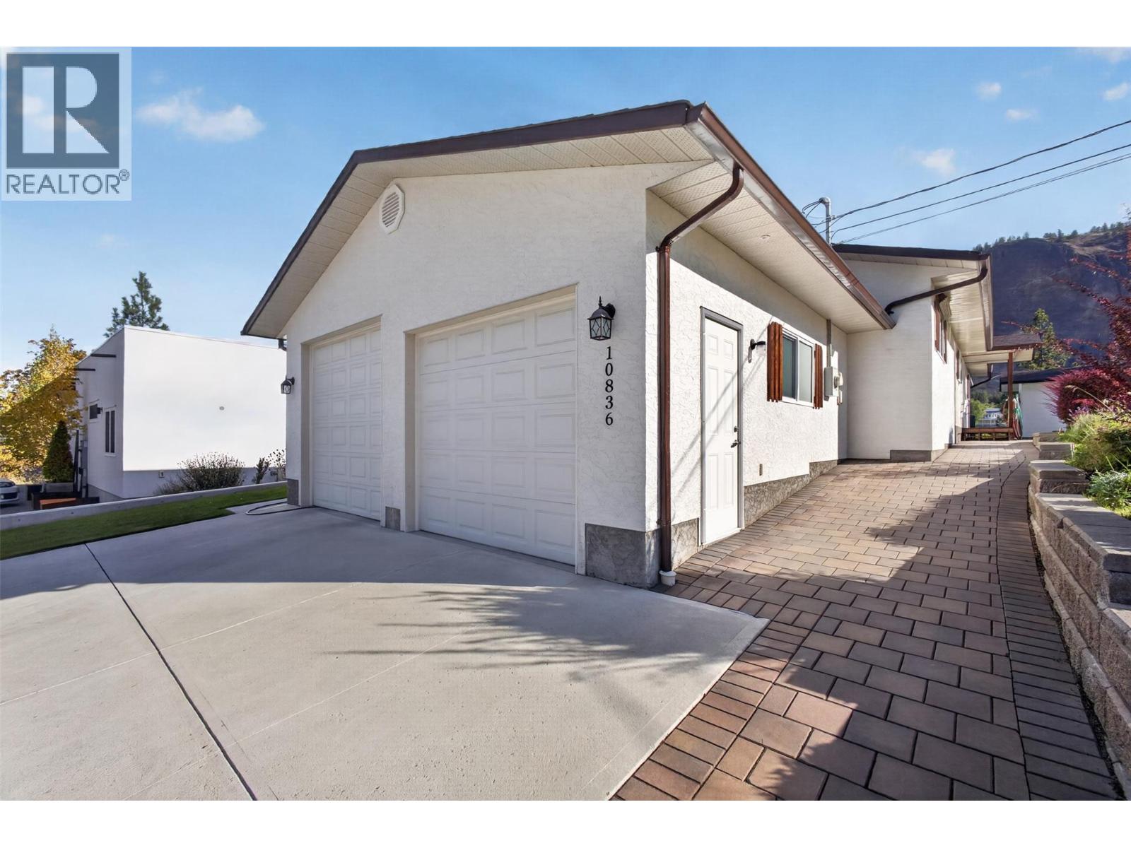 10836 DUNHAM Crescent, Summerland