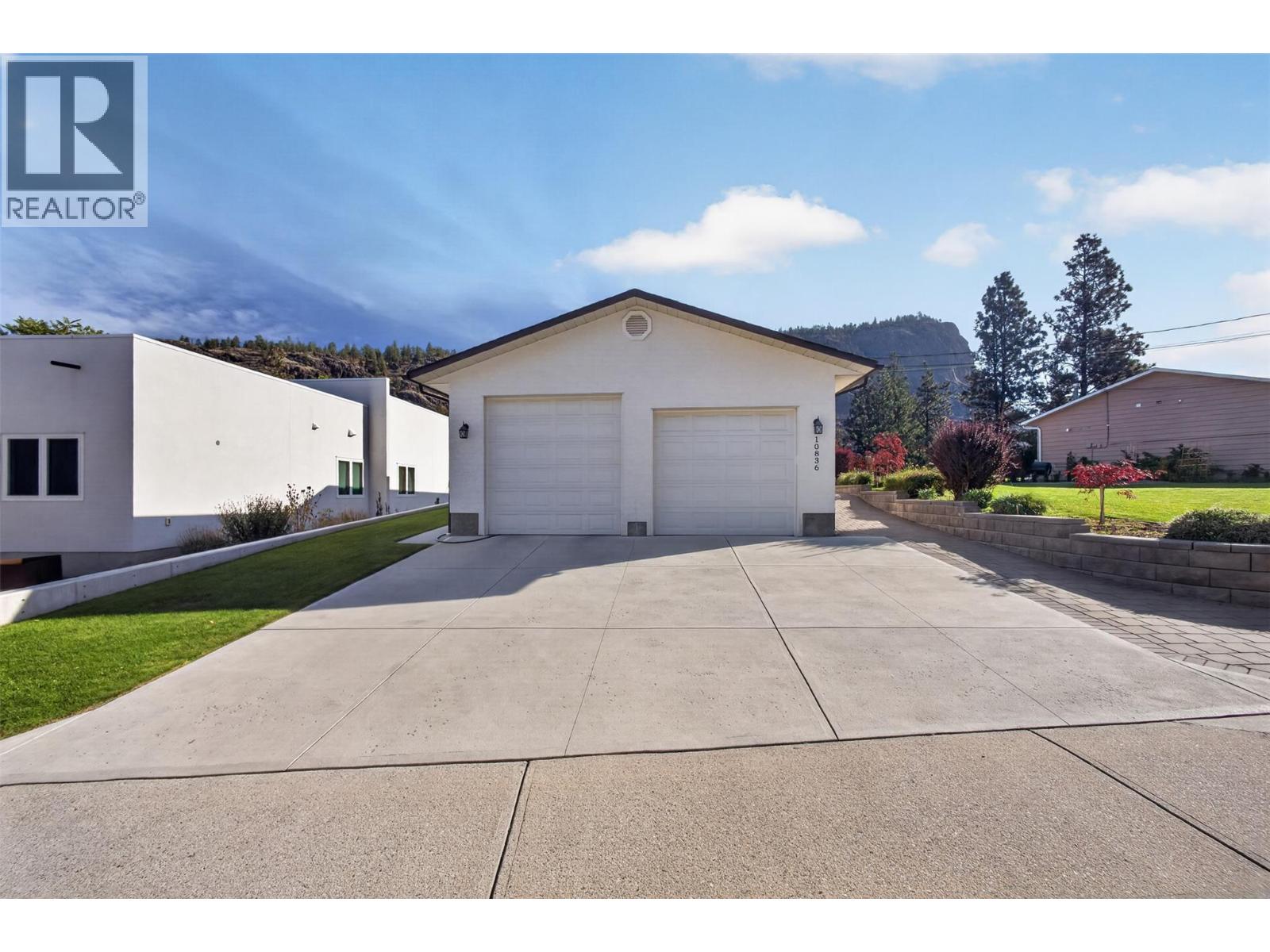 10836 DUNHAM Crescent, Summerland