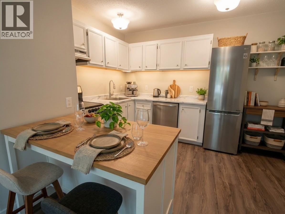 #201 150 Skaha Place - 9