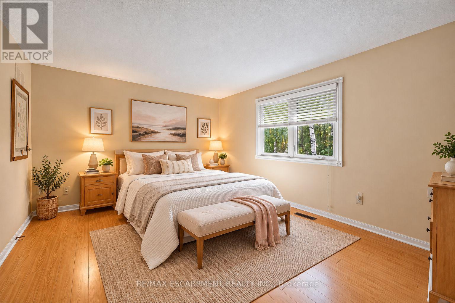 1094 Rebecca Street, Oakville, ON photo 19