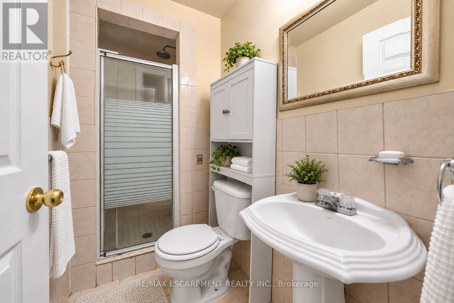 1094 Rebecca Street, Oakville, ON photo 27