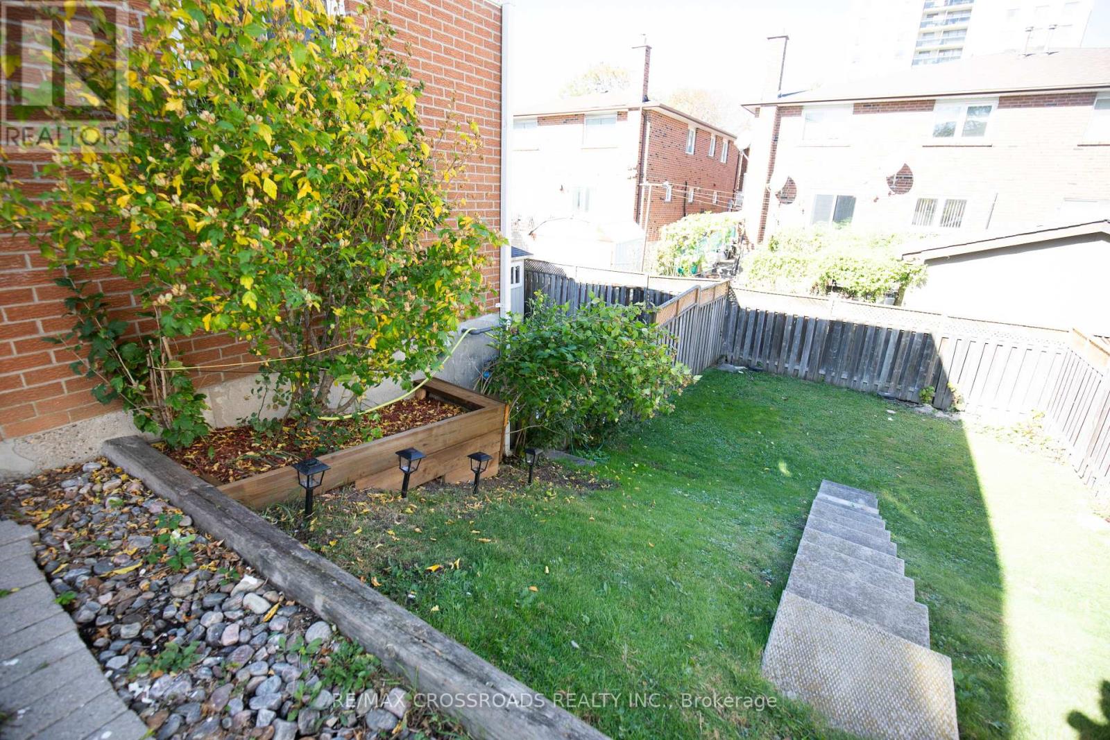 23- 10 Bur Oak Way, Toronto, ON photo 25