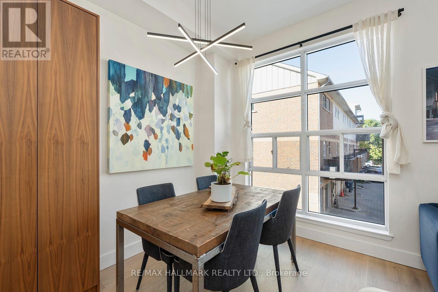 4- 39 Dekoven Mews, Toronto, ON photo 18