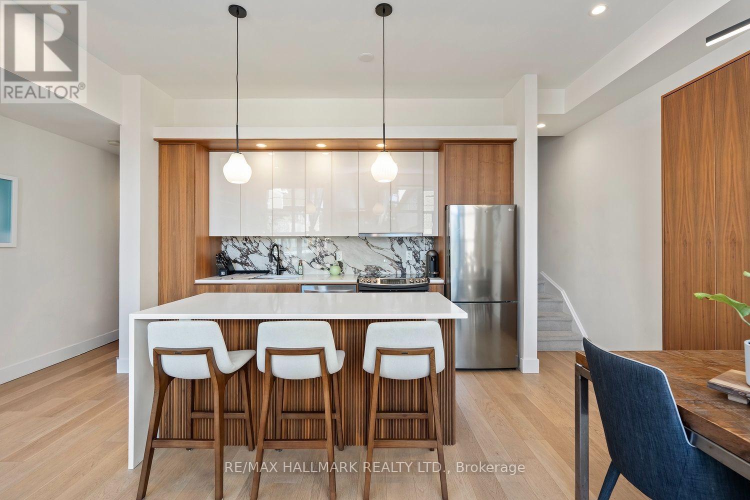 4- 39 Dekoven Mews, Toronto, ON photo 21