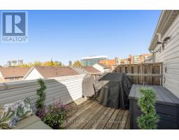 4 - 39 Dekoven Mews, Toronto, ON M6P4H5 Photo 13