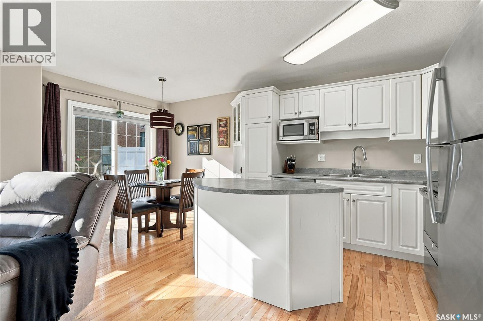 1 127 Banyan CRESCENT, Saskatoon — photo 12