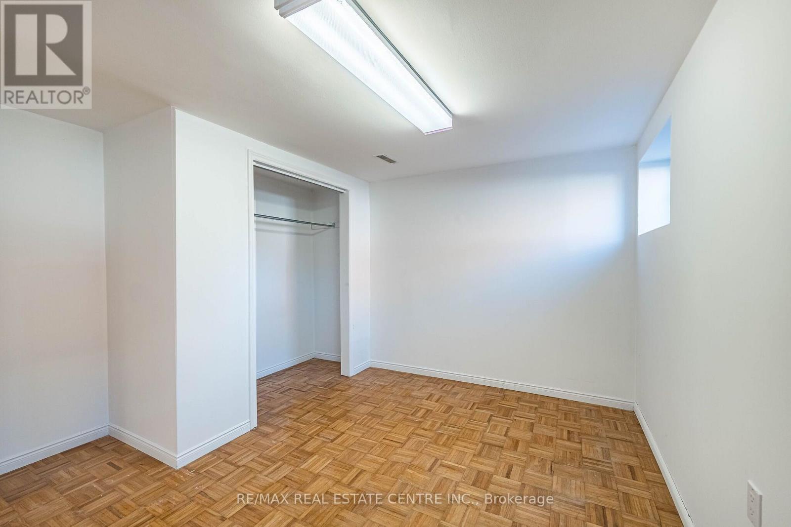 3066 COOK STREET - 25